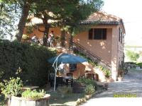 B&B Ostra - Family villa pool and country side views Italy - Bed and Breakfast Ostra