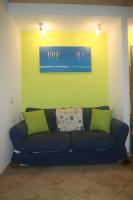 Apartamento de 1 dormitorio con sofá cama