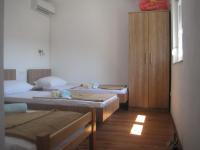Dreibettzimmer