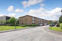 Ideal Central Edinburgh location with free on-site private parking - B&B