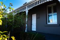 B&B Warrnambool - Freddy's Boutique Villas - Bed and Breakfast Warrnambool