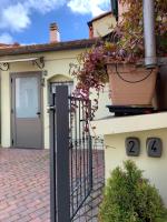 The Old Mansion - Bed and Breakfast Vasia