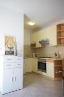 Apartment Nikola - Bed and Breakfast Trogir