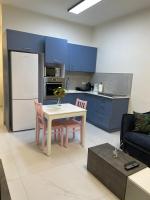 PORT CITY HAIFA - Luxury Apartments 50 mtrs From The Beach - Ferienwohnung Haifa