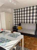 Vierbettzimmer mit Balkon