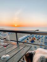 B&B Blankenberge - la MERéMOI - Apartment with balcony and sea view - Bed and Breakfast Blankenberge