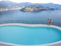 B&B Parzanica - Cherubino - stunning lake view with swimming pool - Bed and Breakfast Parzanica