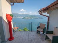 Cherubino - stunning lake view with swimming pool - B&B