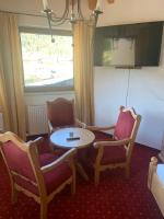 Apartment with Garden View