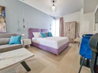 Epipleon Luxury Suites -104- Δωμάτιο 35τμ με βεράντα 35τμ μπροστά στη θάλασσα - B&B Lepanto