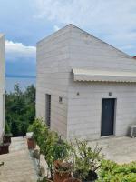 Janis Seaview Villa - B&B