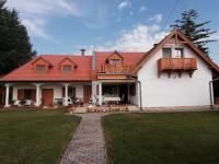 Tamás Bátya Kunyhója - B&B Balatonmáriafürdő
