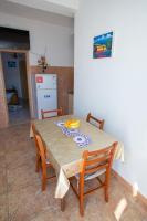 Apartamento con balcón
