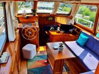 B&B Amsterdam - Motor Yacht Amstelle - Bed and Breakfast Amsterdam