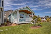 Whispering Waves Cottage - B&B