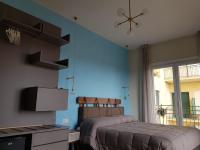Zimmer mit Kingsize-Bett