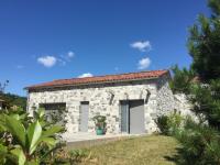 Villa Lavanda in Kriz Sezana with private swimpool - B&B Sesana