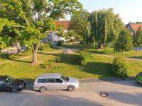 Modernes Appartement nur 5 km von Erfurt, stilvoll komfortabel und perfekt angebunden, Kaffeevollautomat, TV, WLAN, Schlafsofa und Einkaufsmöglichkeiten in der Nähe, hervorragende Anbindung zur A4 und A71, kostenlose öff Parkplätze für PKW und Transporter - B&B Elxleben