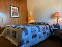 B&B Medicine Hat - Ace Crown Motel - Bed and Breakfast Medicine Hat