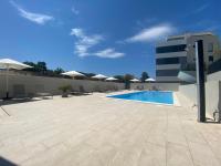 The View Luxury Residence with Pool - B&B Zara