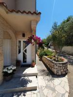 Apartments Kim - B&B Arbe