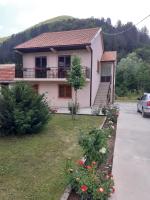 B&B Cetinje - Apartman Damjanovic - Bed and Breakfast Cetinje