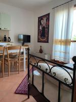 Deluxe Room (2 Adults + 1 Child)