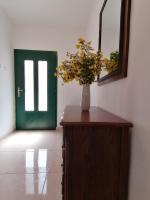 Apartment Borovi with terrace and parking Podaca - B&B Podaca
