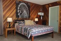 Habitación con cama grande