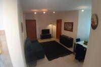 Casetta Emma, trilocale Elmas, areoporto elegante silenzioso - B&B Elmas