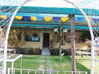 Thys'e Kombuis & Guest Farm - B&B