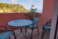 T2 appartment with sea view and swimmimg pool. - Chambres d’hôtes Cerbère