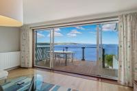 Cystanog Fach - Spectacular Sea Views, Balcony and Terrace, Parking - Chambres d'hôtes Saundersfoot