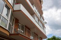 Центр. Вул. Родини Барвінських - Bed and Breakfast