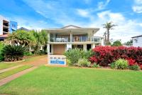 B&B Bargara - Nautilus Beachside Apartments - Bed and Breakfast Bargara