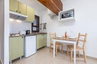 Studio met uitzicht op het zwembad (2 volwassenen)