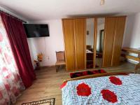 Standard Zimmer mit Kingsize-Bett