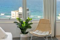 Three Bedroom Beach Chic Apartment