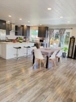 JoyVeal’s Homey Place - B&B Sechelt