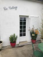 Cottage with Garden View