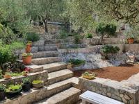 Apartmani Ankica Dekovići bb - Bed and Breakfast