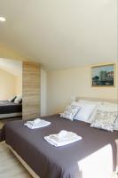 Two Bedroom Apartment with Balcony and Sea View