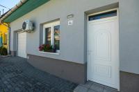 Cecey Apartman - B&B Eger