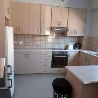 Universe House - B&B Dromolaxia