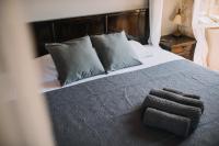 Deluxe Double Room with City View