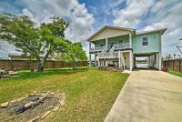 Waterfront Rockport Home with Dock and 3 Kayaks! - B&B