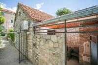 One-Bedroom Apartment (4 Adults)