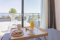 Deluxe Doppelzimmer mit Terrasse und Seeblick