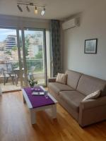 City & Sea Apartment nearby Old Town - Chambres d'hôtes Budva