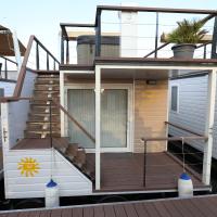 Floating Sea House SONČEK - B&B